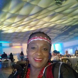 Meet your Posher, Debra